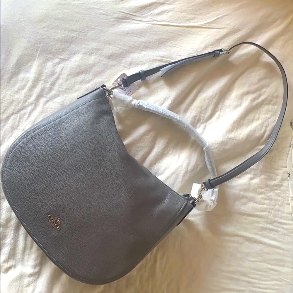 NWT Coach Pebble Leather Elle Hobo Bag, Hth Grey